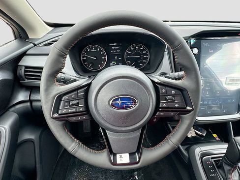 New 2026 Subaru Crosstrek 2.5i Limited w/ Crosstrek Mirror Package image 11