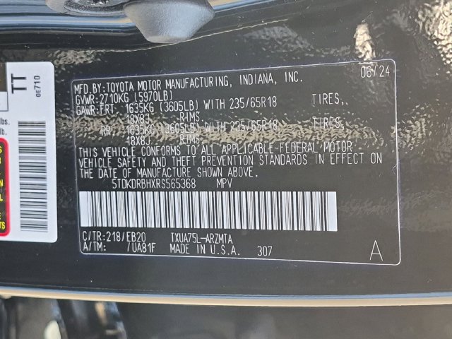 Used 2024 Toyota Highlander XLE AWD/4WD image 33