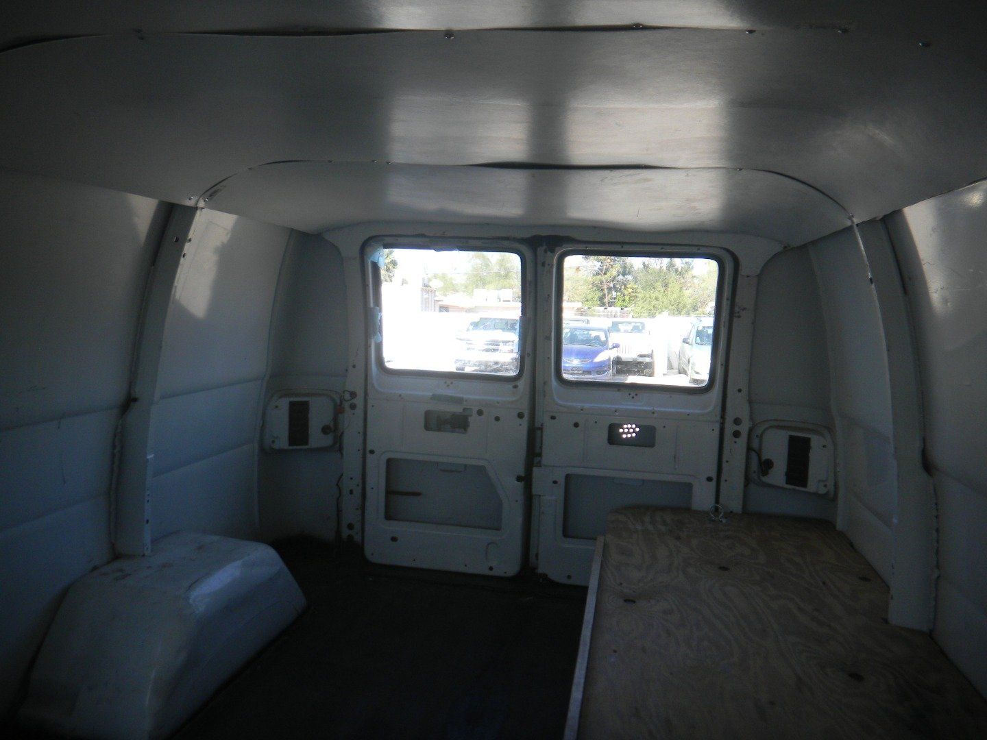Used 2000 Dodge B1500 RWD image 21