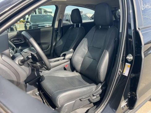 Used 2021 Honda HR-V EX-L image 5