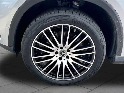 Used 2023 Mercedes-Benz GLC 300 image 11
