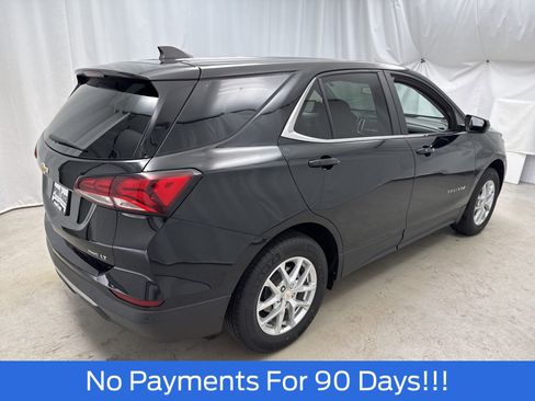 Used 2024 Chevrolet Equinox LT image 3