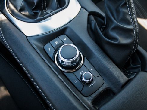 New 2026 MAZDA MX-5 Miata Club w/ Interior Package RWD image 22
