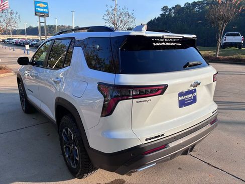 New 2026 Chevrolet Equinox ACTIV w/ Convenience Package III FWD image 11