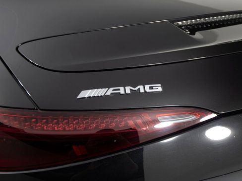 Used 2022 Mercedes-Benz SL 63 AMG 4MATIC image 44