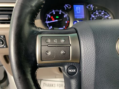 Used 2016 Lexus GX 460 w/ Premium Package AWD/4WD image 18