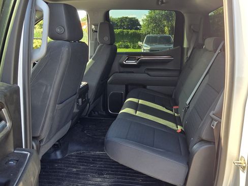 Certified 2022 Chevrolet Silverado 1500 RST AWD/4WD image 10