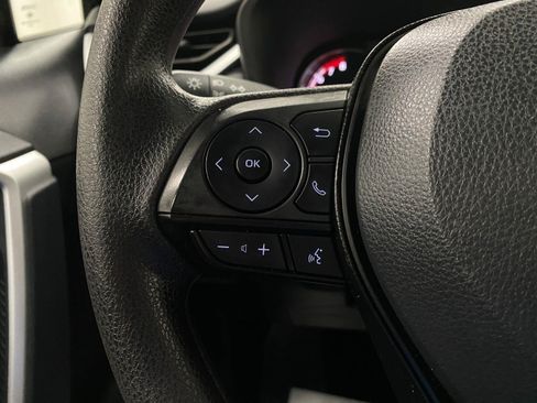 Used 2025 Toyota RAV4 XLE AWD/4WD image 15