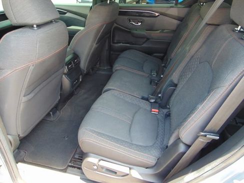 Used 2025 Honda Pilot Sport image 21