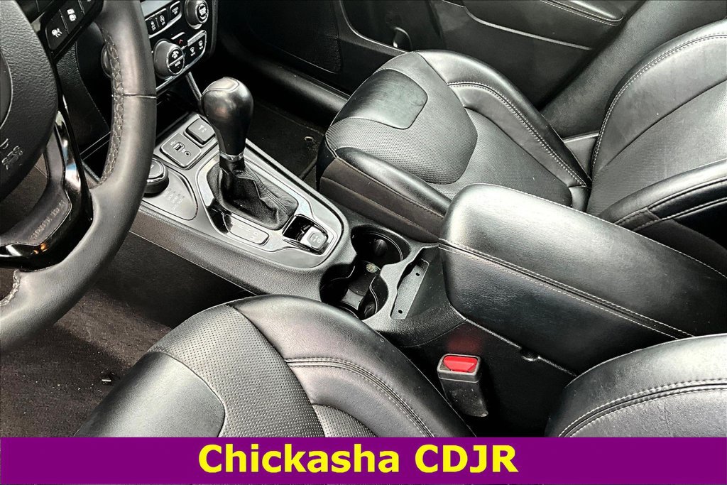 Used 2023 Jeep Cherokee Altitude Lux AWD/4WD image 18