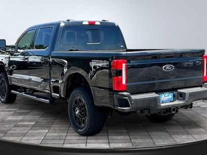 New 2026 Ford F250 Lariat w/ Black Appearance Package