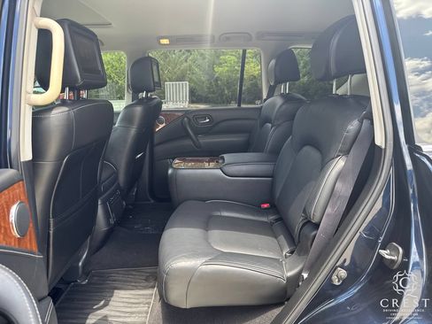 Used 2019 INFINITI QX80 Luxe w/ 22" Wheel Package RWD image 19