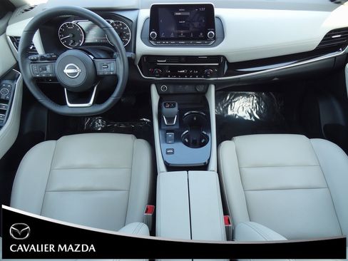 Used 2023 Nissan Rogue SL image 19