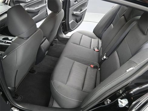 Used 2022 Nissan Altima 2.5 S w/ Driver Assist Package image 21