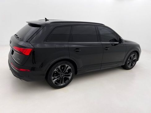 Used 2026 Audi Q7 3.0T Premium Plus w/ Premium Plus Package AWD/4WD image 6