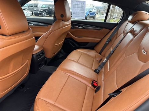 Used 2025 Cadillac CT5 V w/ Platinum Package image 9