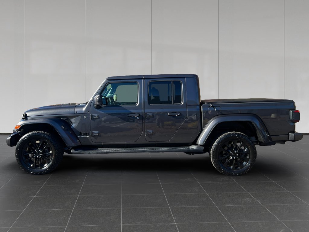Used 2021 Jeep Gladiator Overland AWD/4WD image 2