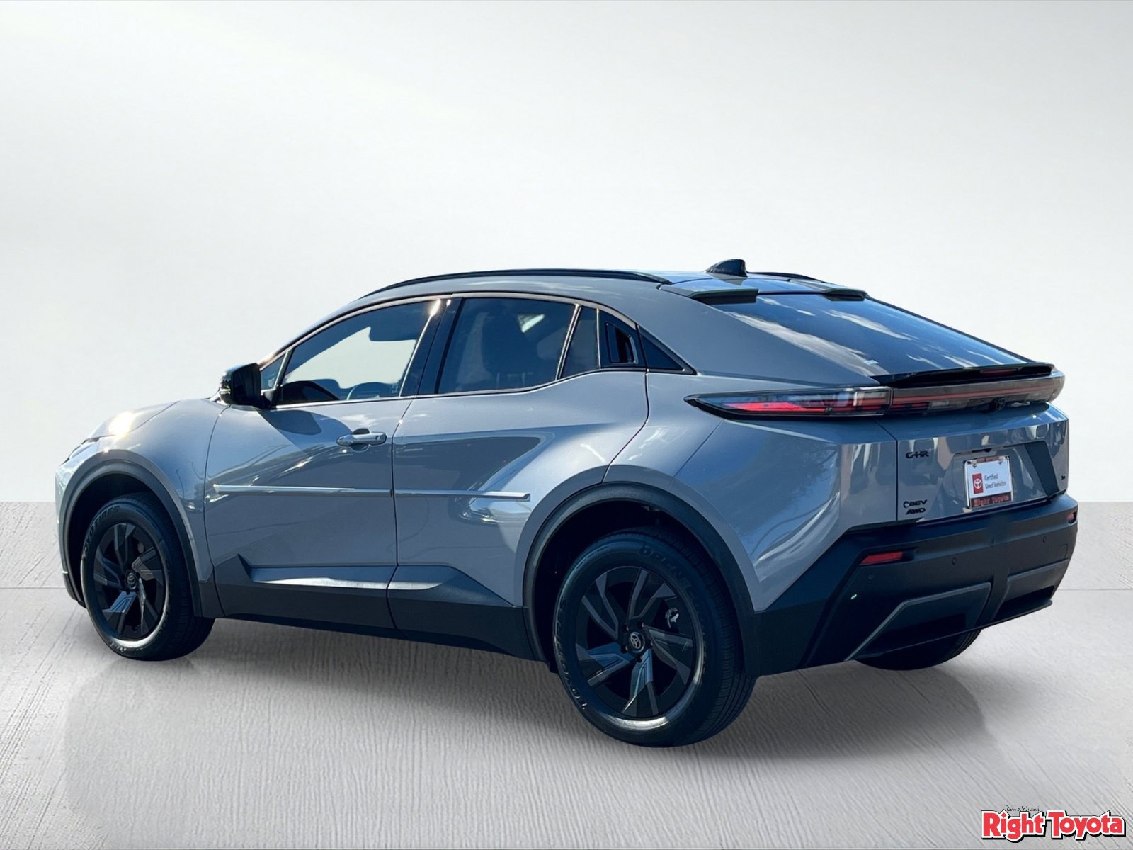 Certified 2026 Toyota C-HR AWD/4WD image 5