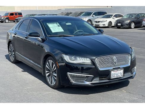 Used 2018 Lincoln MKZ Reserve FWD image 9
