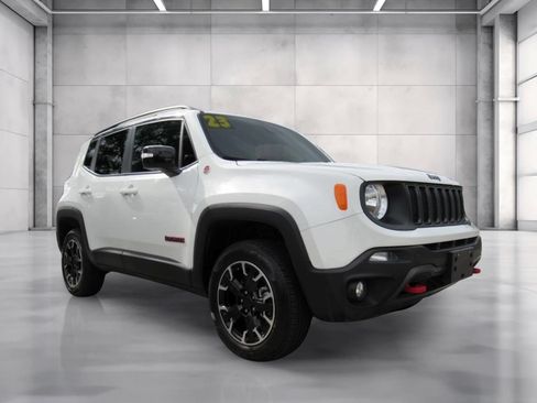 Certified 2023 Jeep Renegade Trailhawk AWD/4WD image 1