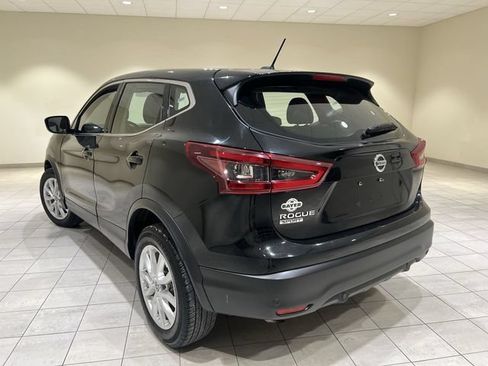 Used 2021 Nissan Rogue Sport S FWD image 3