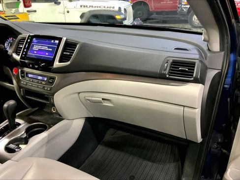 Used 2016 Honda Pilot EX-L image 18