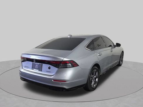 Used 2024 Honda Accord EX-L image 12