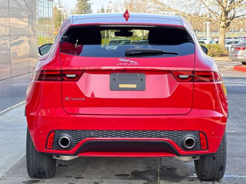 Used 2018 Jaguar E-PACE First Edition image 4