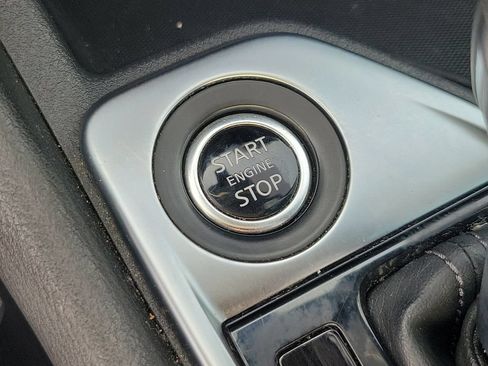 Certified 2022 Nissan Sentra SV FWD image 29
