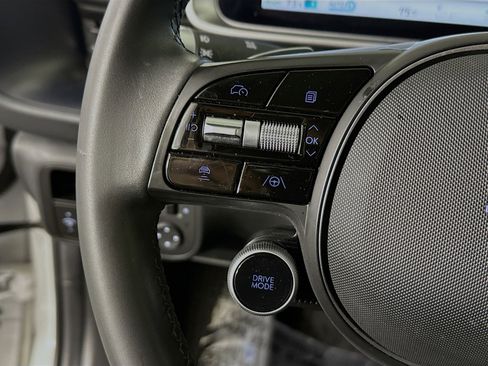 Used 2024 Hyundai Ioniq 6 SE image 16