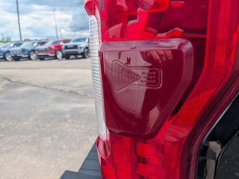 Used 2019 Ford F250 Lariat w/ Lariat Ultimate Package AWD/4WD image 8