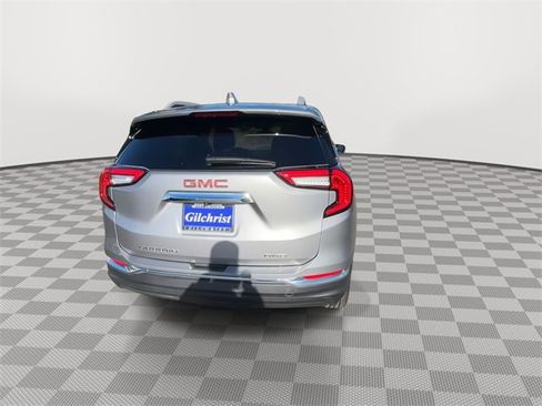 Used 2023 GMC Terrain SLT image 7