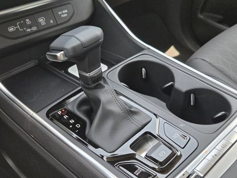 New 2026 Kia Carnival SX w/ SX Dark Edition Package FWD image 15