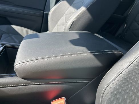 New 2026 Volkswagen Atlas SE image 39