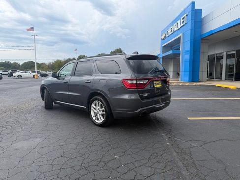 Used 2024 Dodge Durango GT RWD image 3