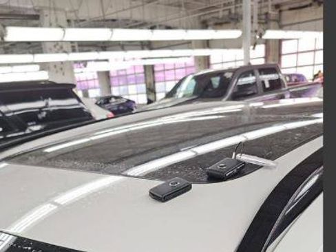 Certified 2025 Volvo XC40 B5 Plus image 18