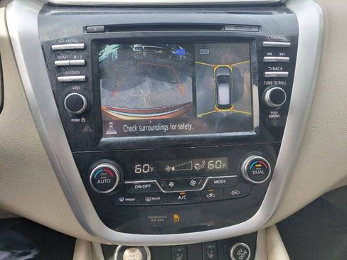 Used 2015 Nissan Murano SL w/ SL Technology Package AWD/4WD image 4