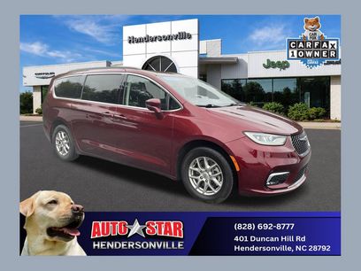 Used 2021 Chrysler Pacifica Touring