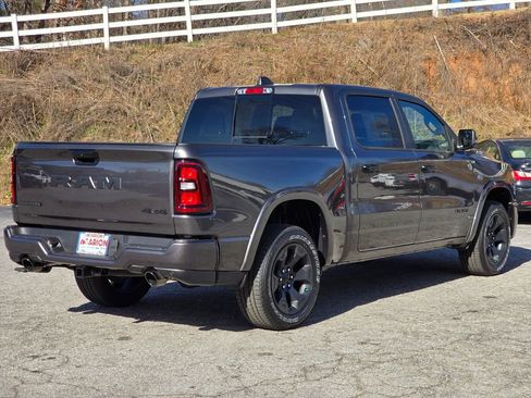 New 2026 RAM 1500 4x4 Crew Cab image 19