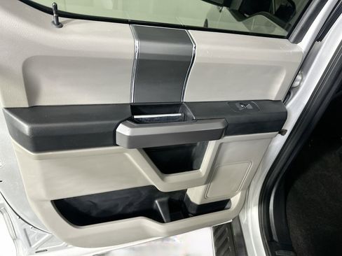 Used 2018 Ford F150 XLT w/ Equipment Group 302A Luxury image 26