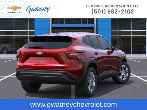 New 2026 Chevrolet Trax LS image 4