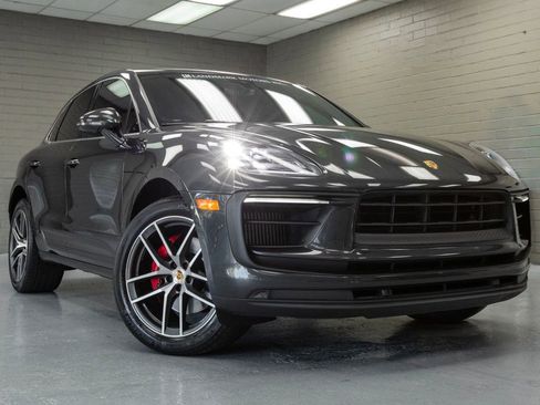 Used 2022 Porsche Macan S image 1
