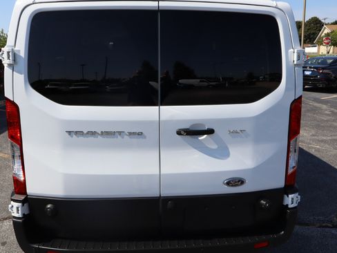 Used 2024 Ford Transit 350 XLT image 5