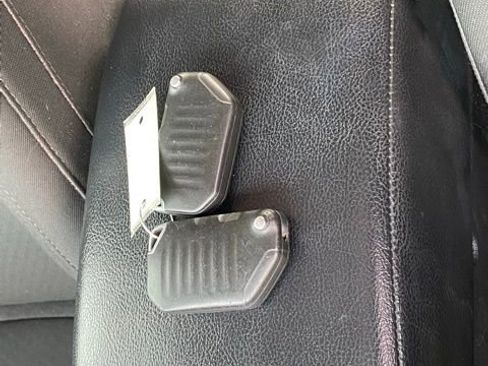 Used 2022 Jeep Gladiator Sport image 28