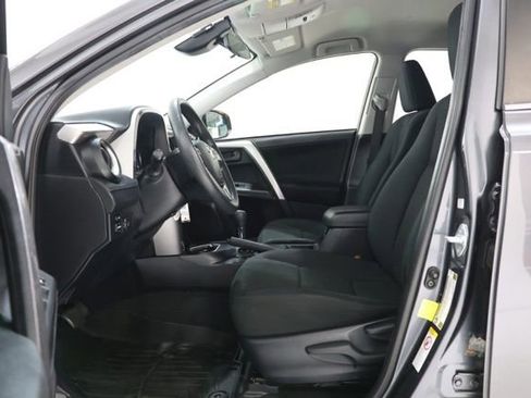 Used 2017 Toyota RAV4 LE FWD image 16