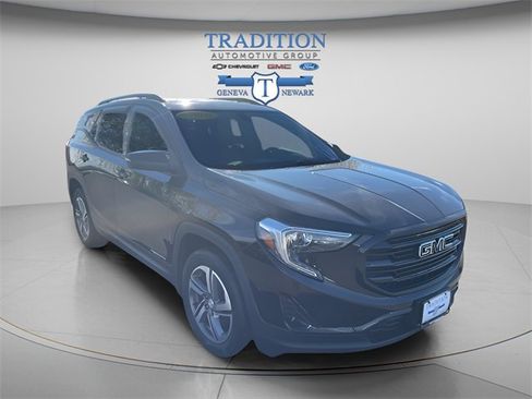 Used 2018 GMC Terrain SLT w/ Preferred Package image 3