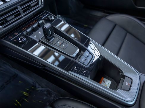 Certified 2024 Porsche 911 Carrera 4S w/ Premium Package image 40