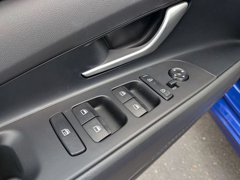 Certified 2026 Hyundai Elantra Limited FWD image 13