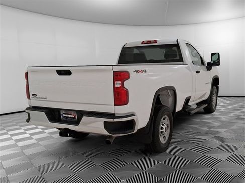 Used 2025 Chevrolet Silverado 2500 W/T w/ WT Convenience Package image 3