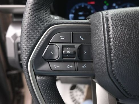 Used 2026 Toyota Tacoma TRD Sport AWD/4WD image 3